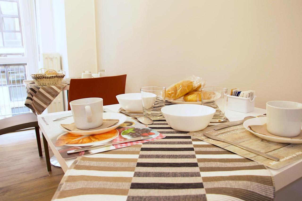 Minerva Rooms Pavia Buitenkant foto