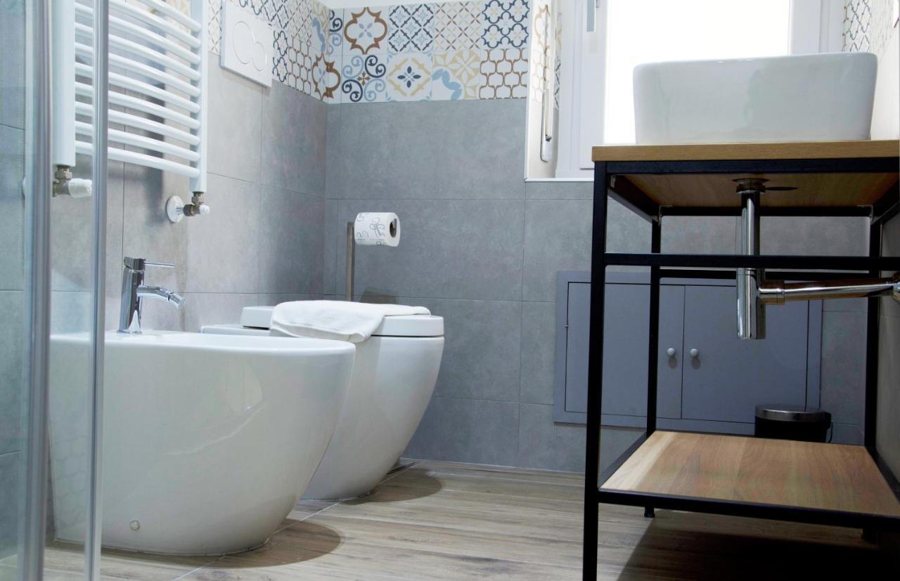 Minerva Rooms Pavia Buitenkant foto